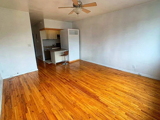 Rented by Limestone Realty Bklyn, LLC | media 21