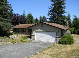 4522 Larson Dr, Oak Harbor, WA 98277