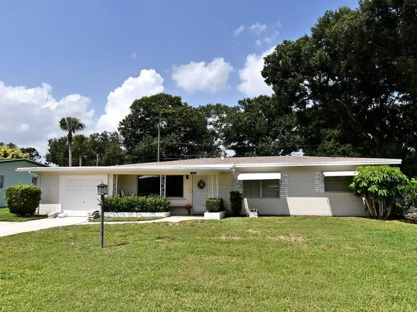1950 Esplanade Avenue E, Fort Pierce, FL 34982