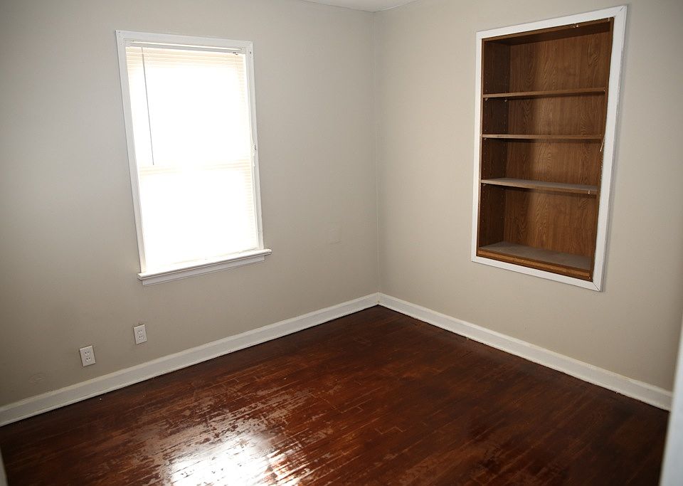 1st image of 7424 Balfour Dr
