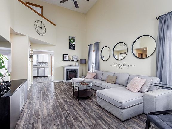 5th image of 3749 Dunbury Ln