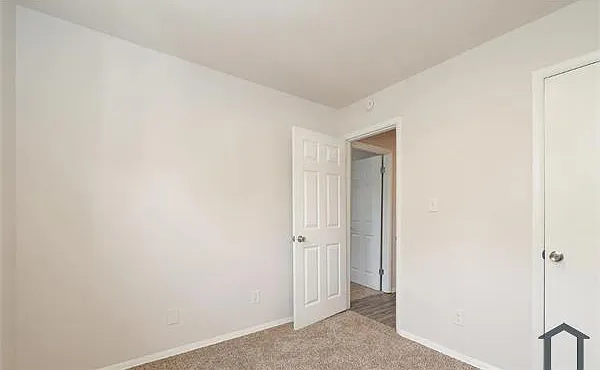 5001 Springview Rd — Photo 2