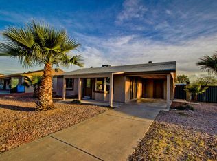 4055 E Winchcomb Dr, Phoenix, AZ 85032