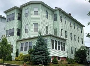 6 Almont Ave, Worcester, MA 01604