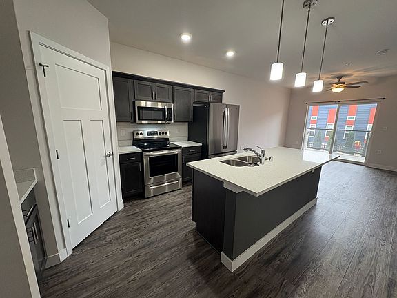 3rd image of 4876 Brassica Rd #307