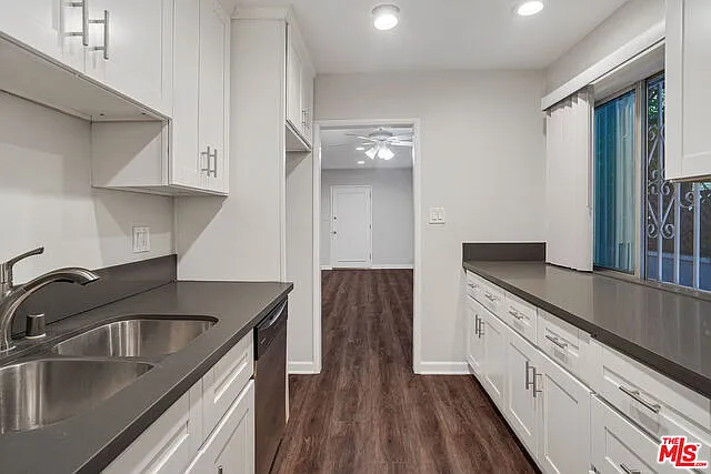 1006 Havenhurst Dr #4 — Photo 11
