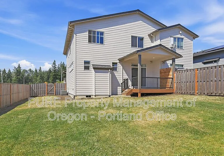1730 NE Gilbert Ln — Photo 24