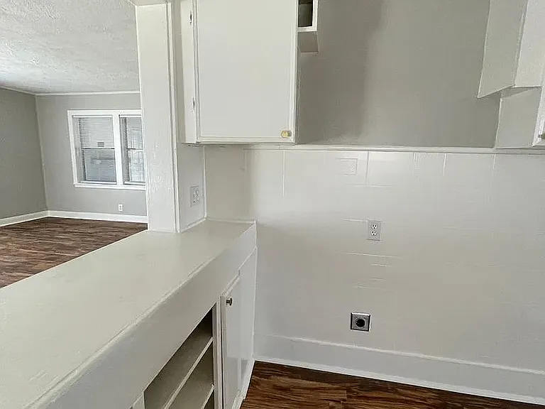 1503 Link Ave — Photo 9