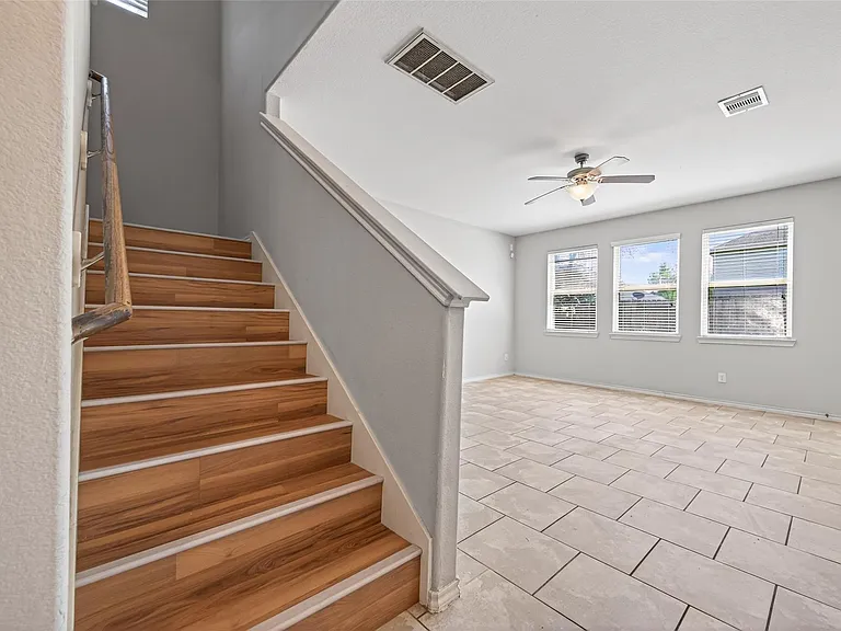 1326 Seagler Pond Ln — Photo 24