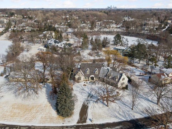 6612 Parkwood Rd, Edina, MN 55436