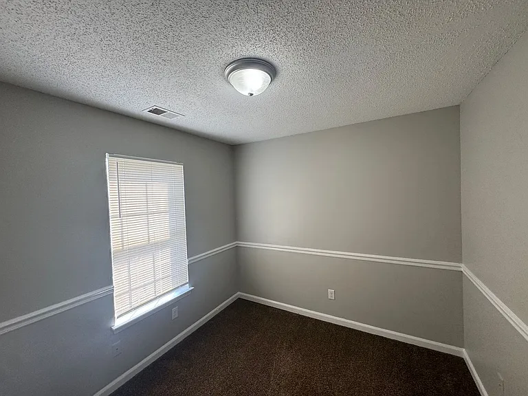 10101 Stephenson Ln — Photo 8