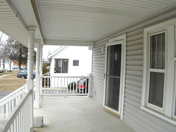 2nd image of 343 W Parent Ave