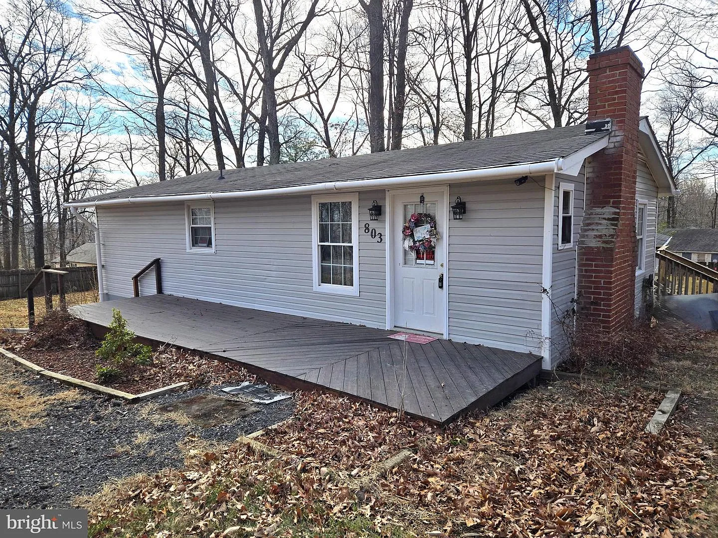 803 Tomahawk Trl photo 1