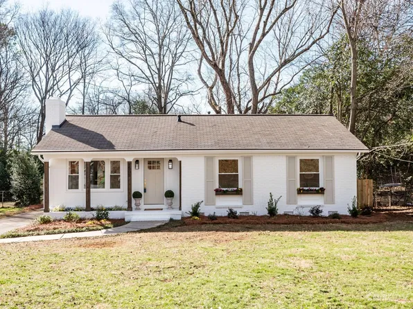 1508 Starbrook Dr, Charlotte, NC 28210