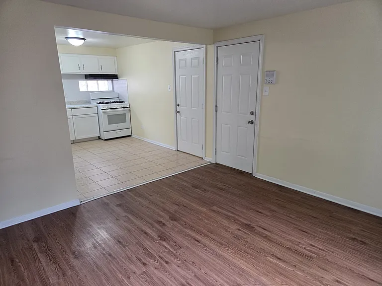 14132 S School St #2A — Photo 14