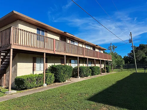 3704 E 11th St #B Photo 1