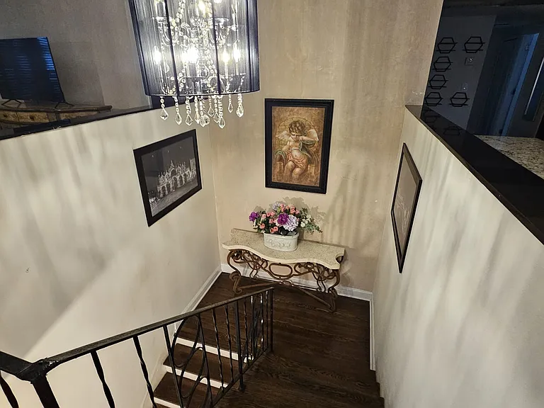 747 Lenox Ave #2 — Photo 5