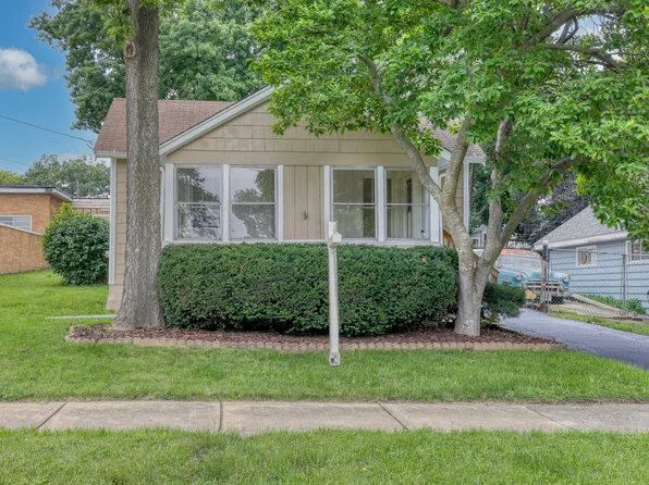947 Mason Ave, Aurora, IL 60506