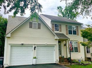 15713 Renton Ct, Dumfries, VA 22025