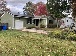 245 Stormy Rd, Manahawkin, NJ 08050