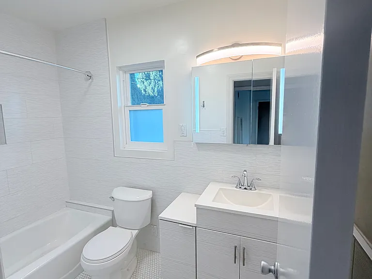 5707 Virginia Ave #8 — Photo 7