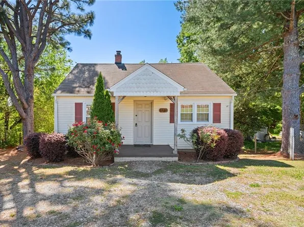 1847 Lower Hopedale Rd, Burlington, NC 27217