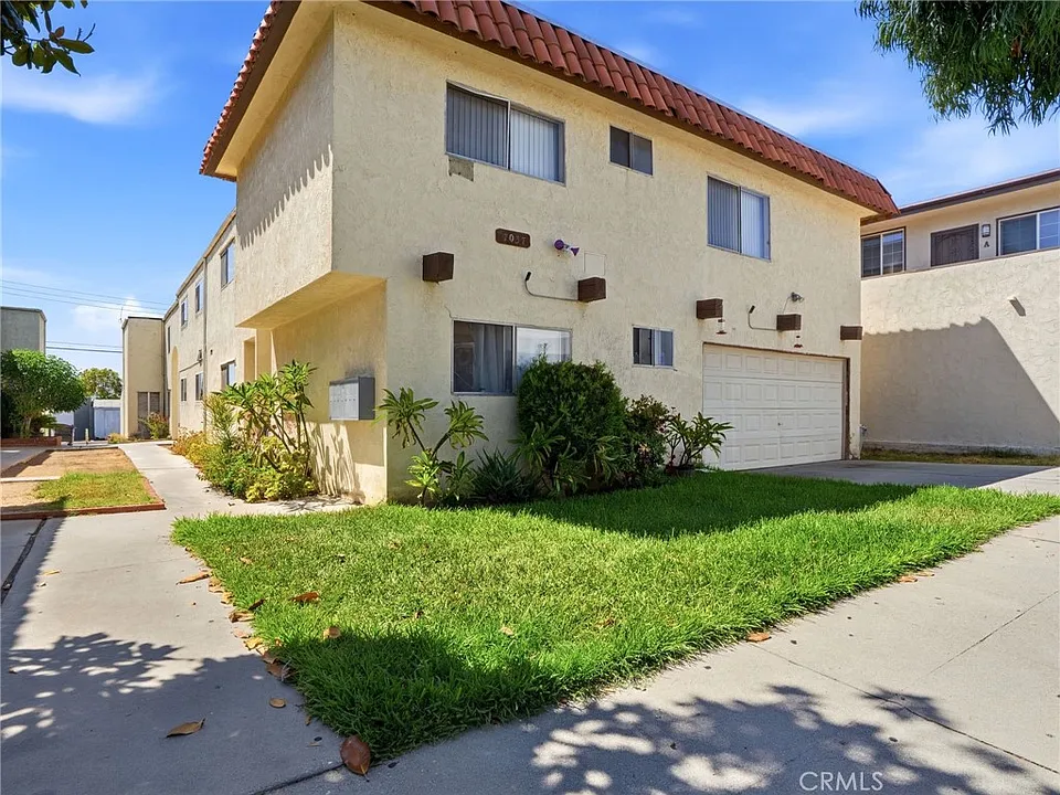 7037 Milton Ave #3