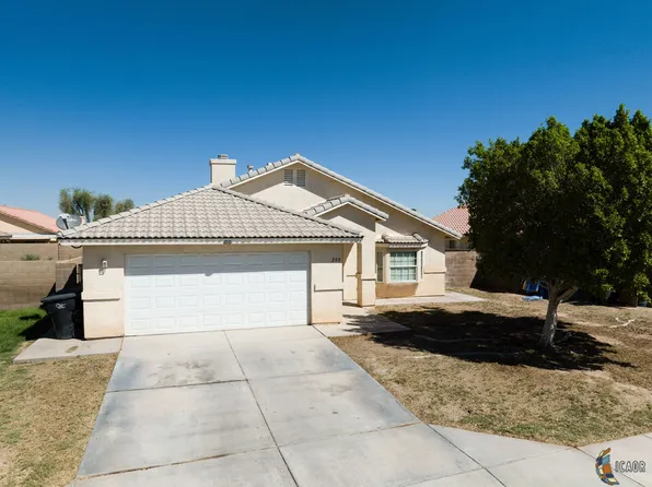208 Mazatlan Dr, Imperial, CA 92251