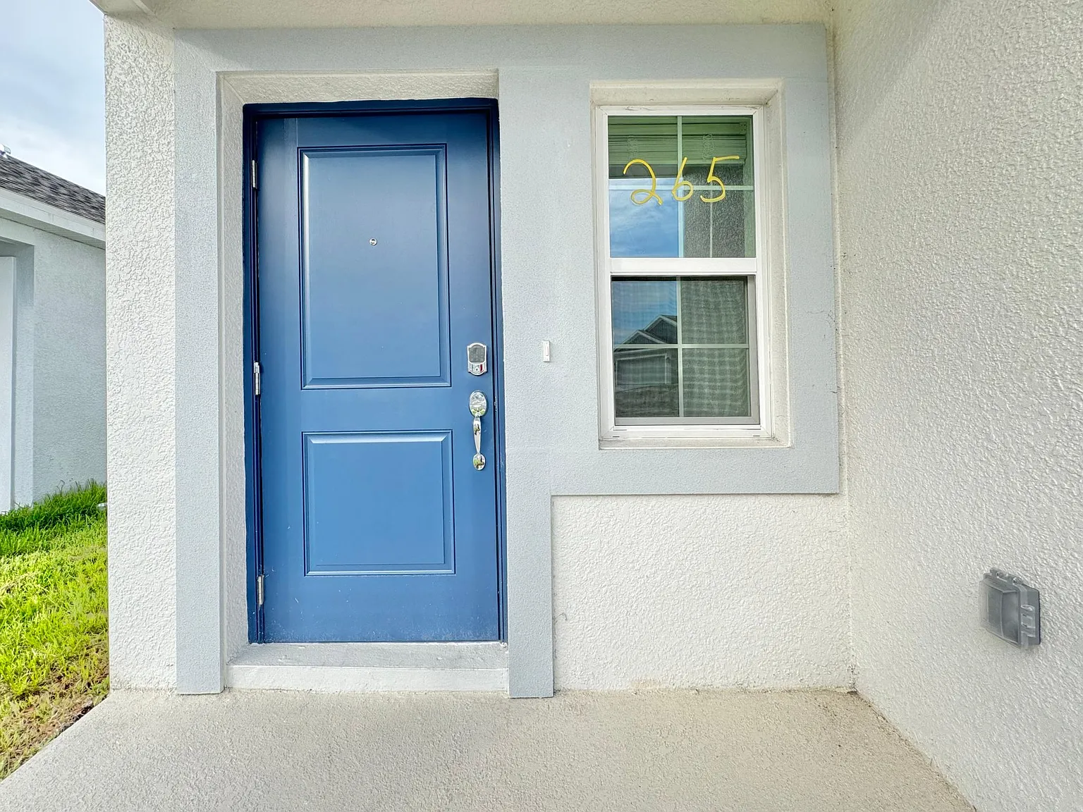 553 Reggie Rd — Photo 4