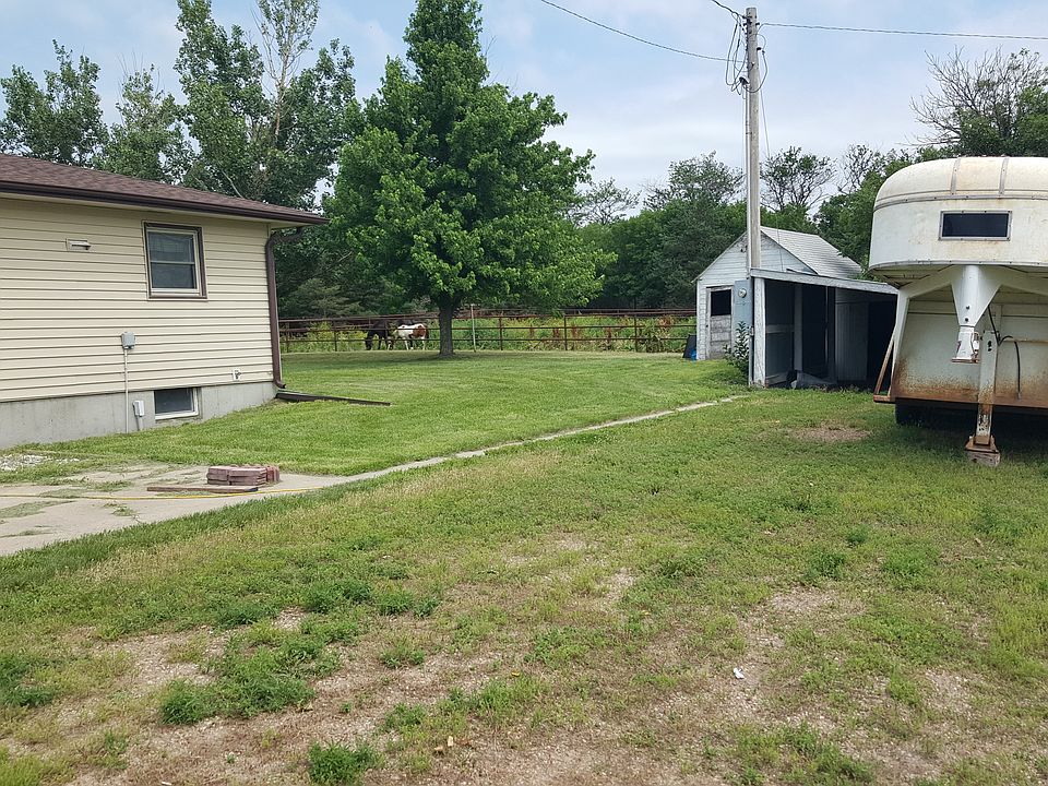 2nd image of 2504 210th St