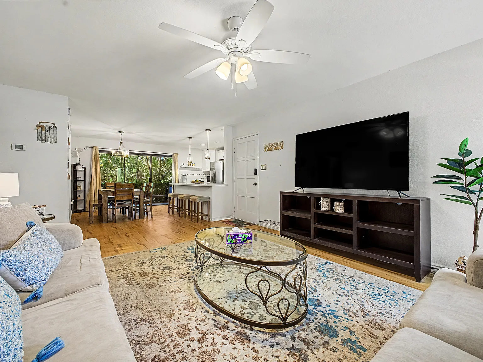 4950 North Miller Road - 200 — Photo 3