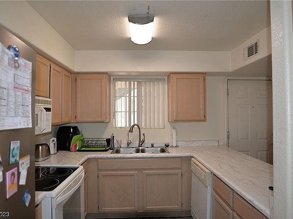 5th image of 2725 S Nellis Blvd Unit 1139