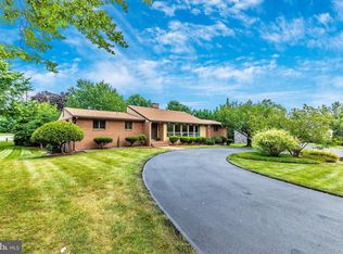 18930 Manchester Dr, Hagerstown, MD
