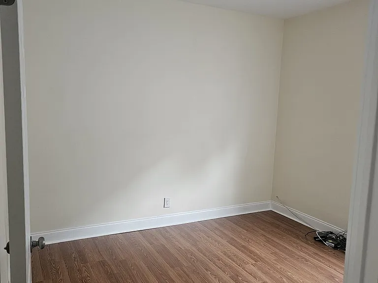 133 Claremont Ave #2 — Photo 11