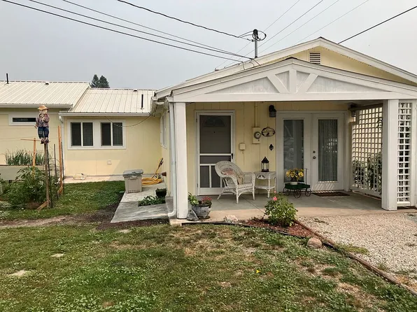 702 W Court Ave, Chewelah, WA 99109