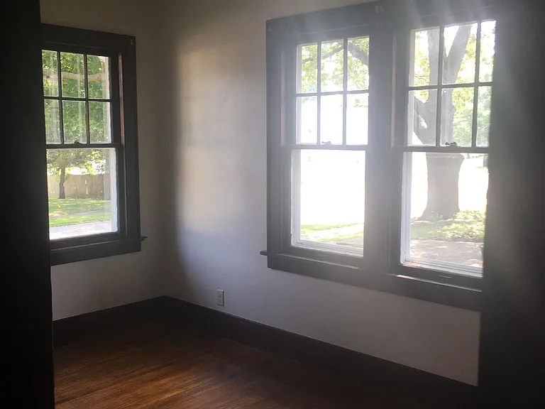 707 Chartres St — Photo 8