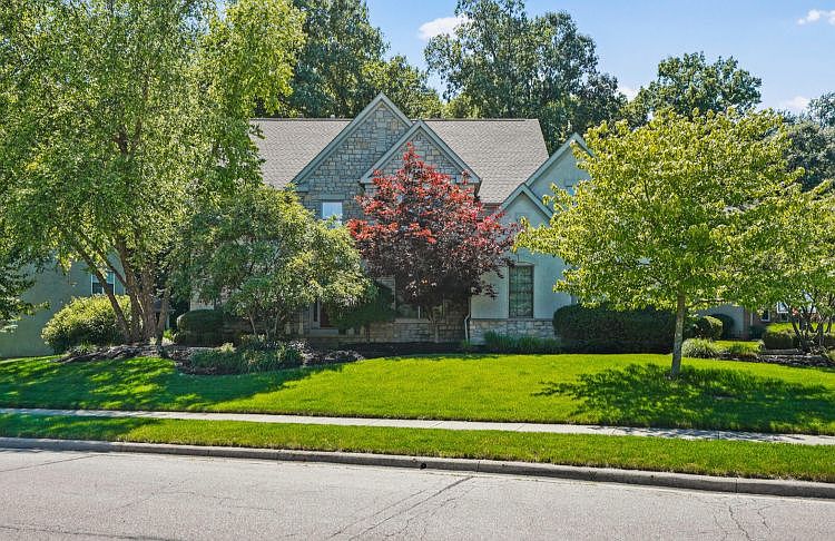 1st image of 387 Nathan Dr