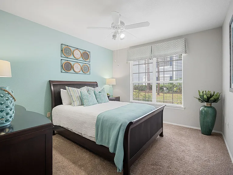 The Grand Reserve at Tampa Palms Apartments — Photo 20