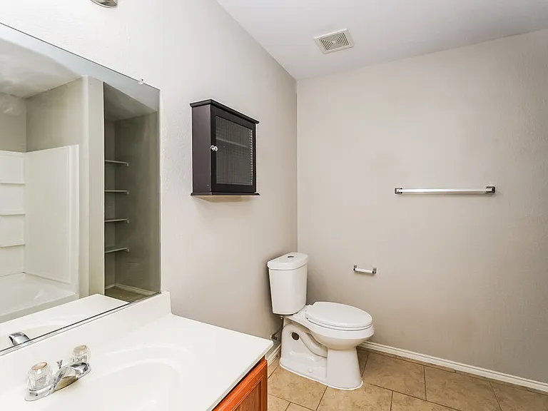 1453 Castle Ridge Rd — Photo 12