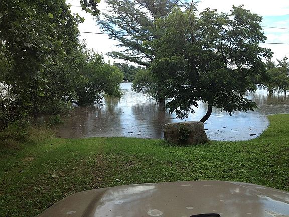 Lake us full