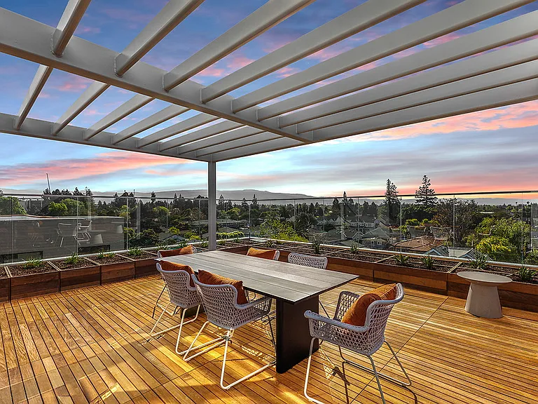 Maxwell Sunnyvale — Photo 3
