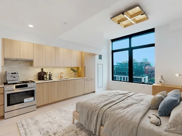 3 Court Square image 1 of 17