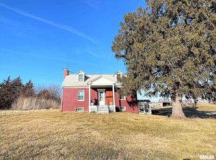 607 Old Post Rd, Galesburg, IL 61401