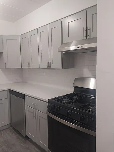 5701 W Washington Blvd #1E Photo 1