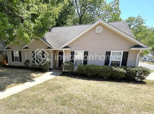 6022 Country Walk Dr, Charlotte, NC 28212