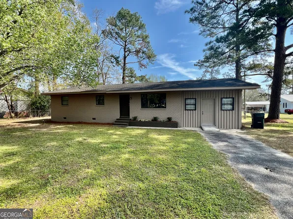 604 N Gordon Ave, Adel, GA 31620