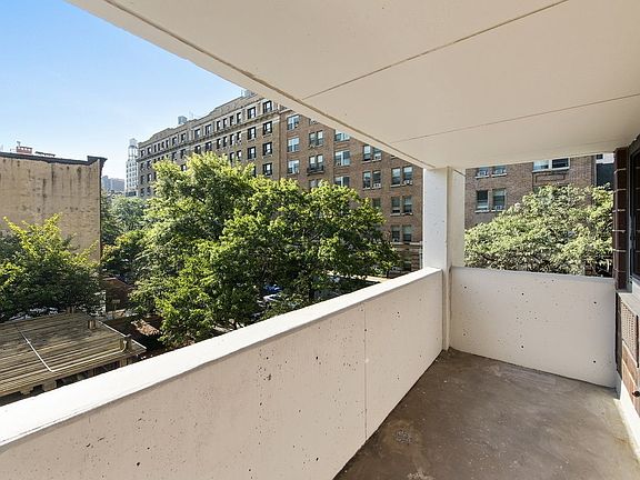 2nd image of 175 W 87th St APT 4A