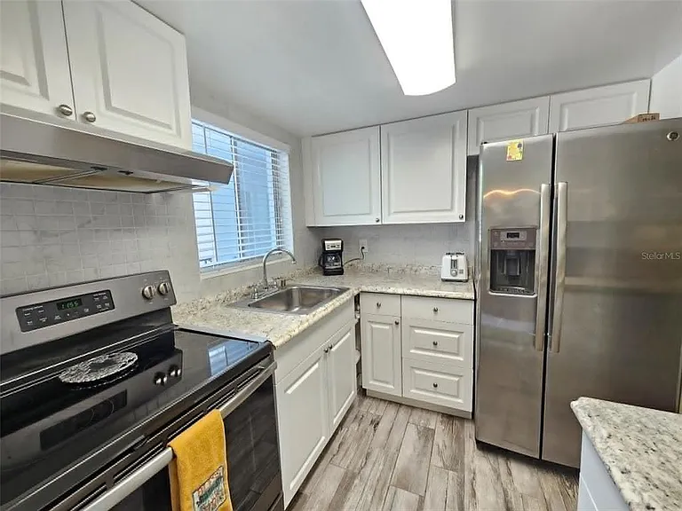 2028 Canal Dr #M26 — Photo 8