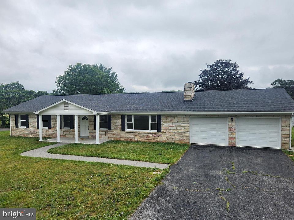 1st image of 11195 Valley Rd