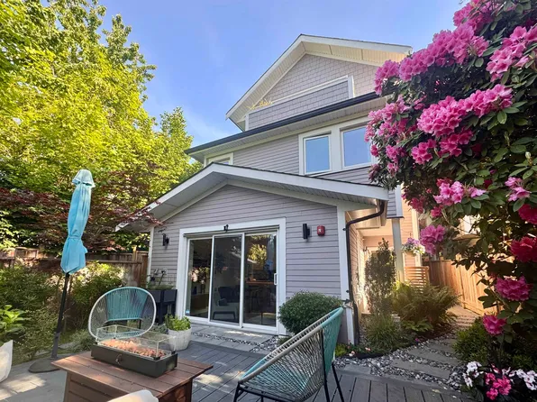 1372 E 10th Ave, Vancouver, BC V5N 1X3